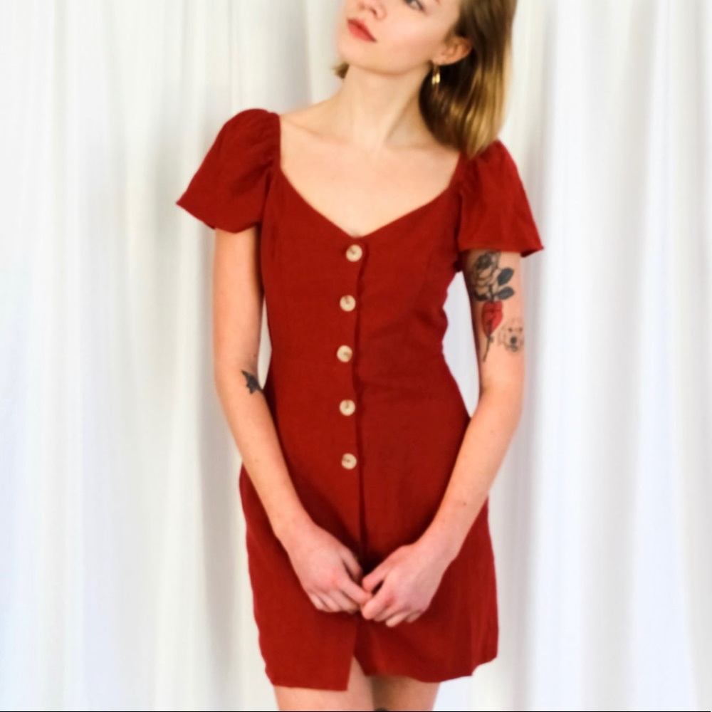 Red button down dress mini cap sleeve - Picture 6 of 10
